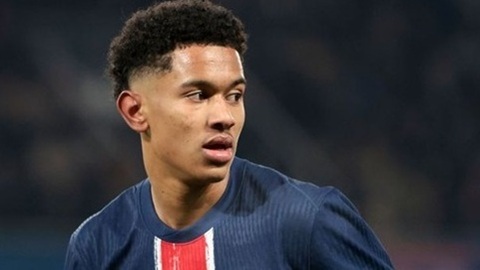 Senny Mayulu - cầu thủ trẻ thứ hai ghi bàn trong trận chung kết Champions League là ai?